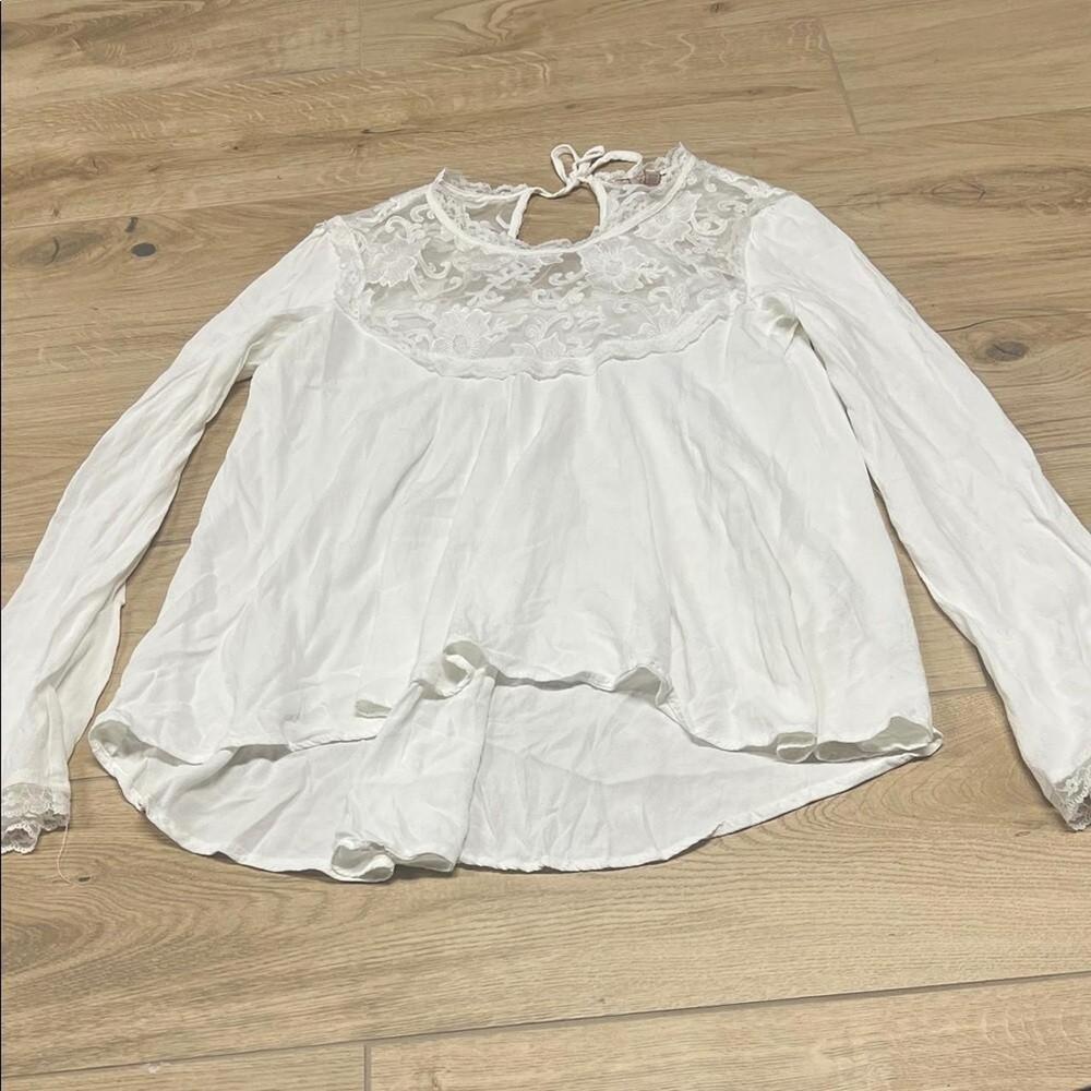 For Love And Lemons Lace Top / Ivory / Long Sleeve / Tie-Back Design / Feminine